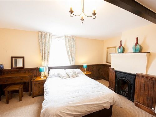 The Red Lion Hotel Chester Bagian luar foto